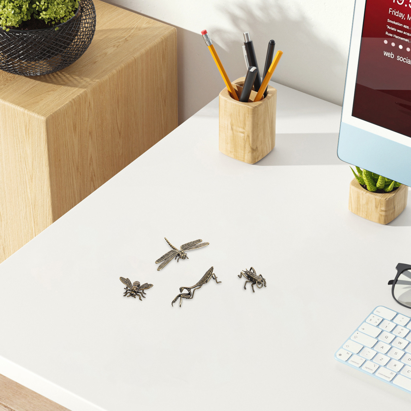 Hand Painted Insect Statues Ce - Science Nursery avis et prix